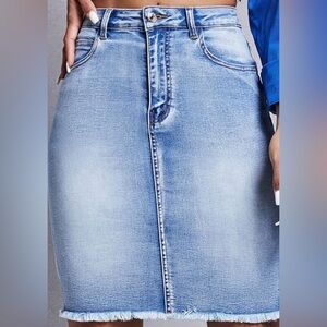 Spit Back Denim Skirt Light Wash Size L